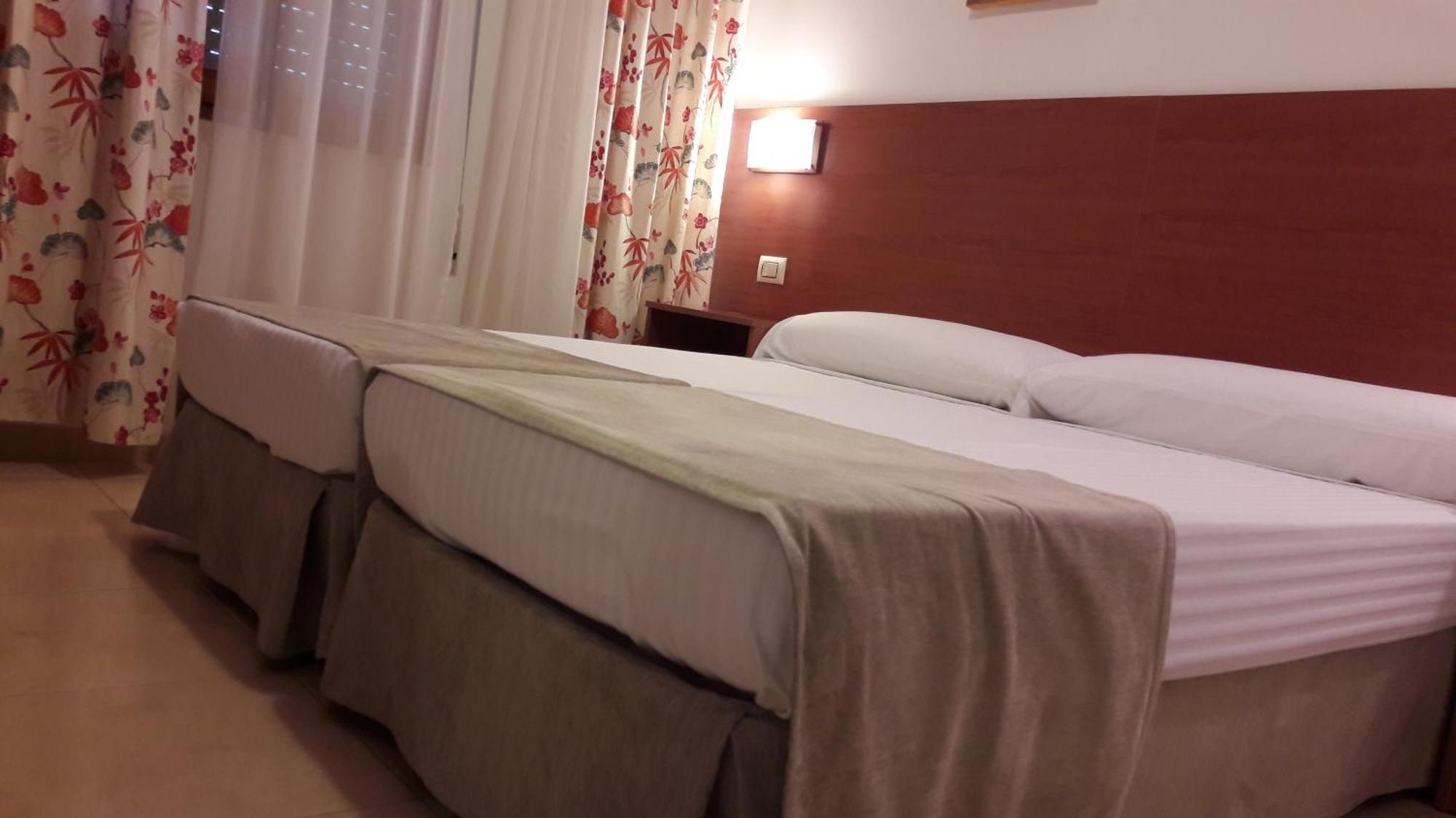 Economy Twin Room